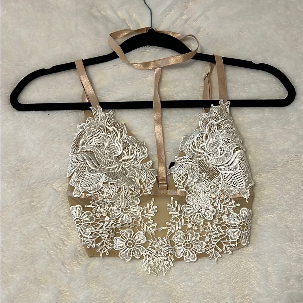 Fashion Nova Lace Floral Crop Top